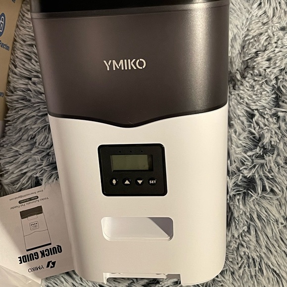YMIKO AUTOMATIC PET FEEDER - Picture 7 of 12